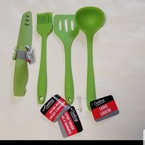 Silicone kitchen utensils